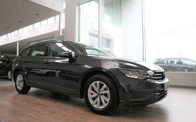 Volkswagen Passat Variant 1.5TSI 150PK 6V*LED*GPS*NIEUW & TOPAANBOD !!! Image 4