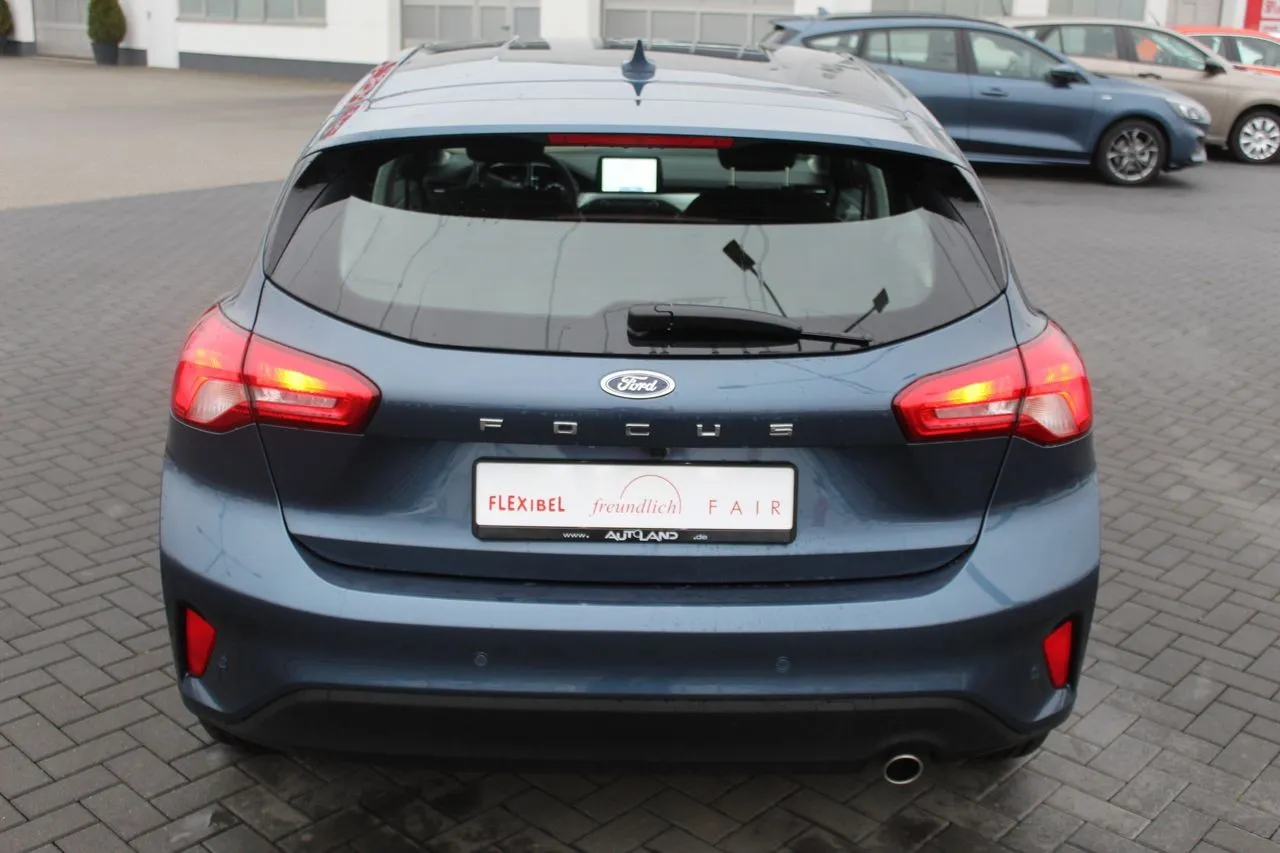 Ford Focus 1.0 EB Navi Sitzheizung LED  Image 5