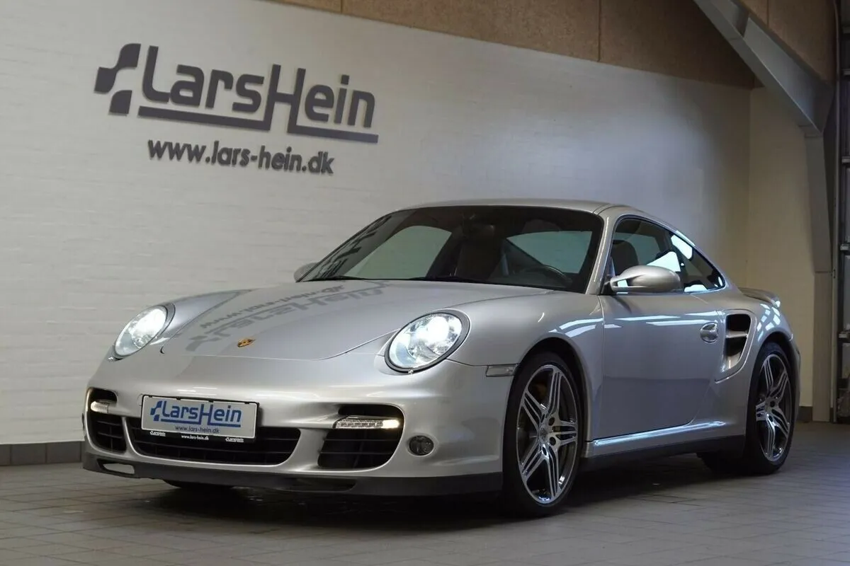 Porsche 911 Turbo 3,6 Coupé Tiptr. 2d Image 1